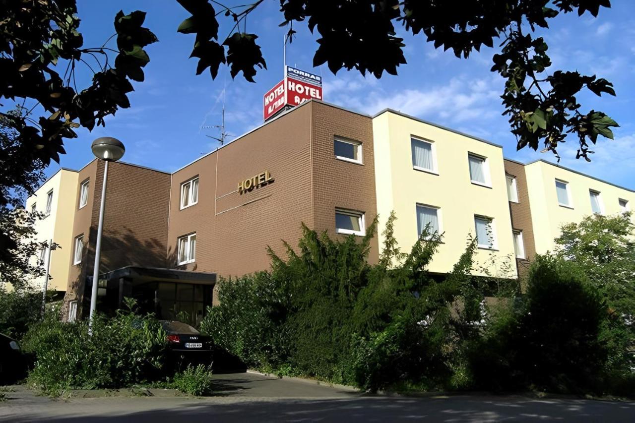 Hotel Astra Dusseldorf Bagian luar foto