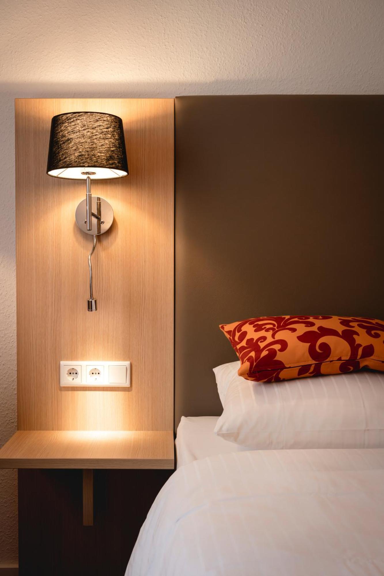 Hotel Astra Dusseldorf Bagian luar foto
